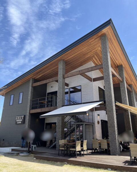 キャンプ・アンド・キャビンズ山中湖4歳子連れキャビン焚き火レビュー近くのパン屋ZEIT