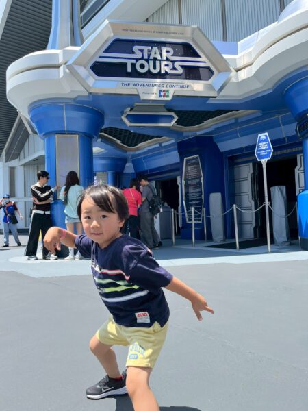 4歳男の子と行く子連れディズニーランドのリアルなタイムスケジュール スターツアーズ