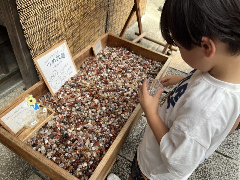 子連れ伊勢神宮レポ【真夏編】4歳と行ってわかったリアルな体験記!宮忠でパワーストーン詰め放題